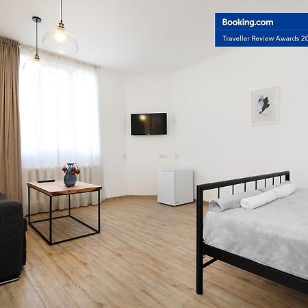Twins Hotel Tbilisi Ngoại thất bức ảnh
