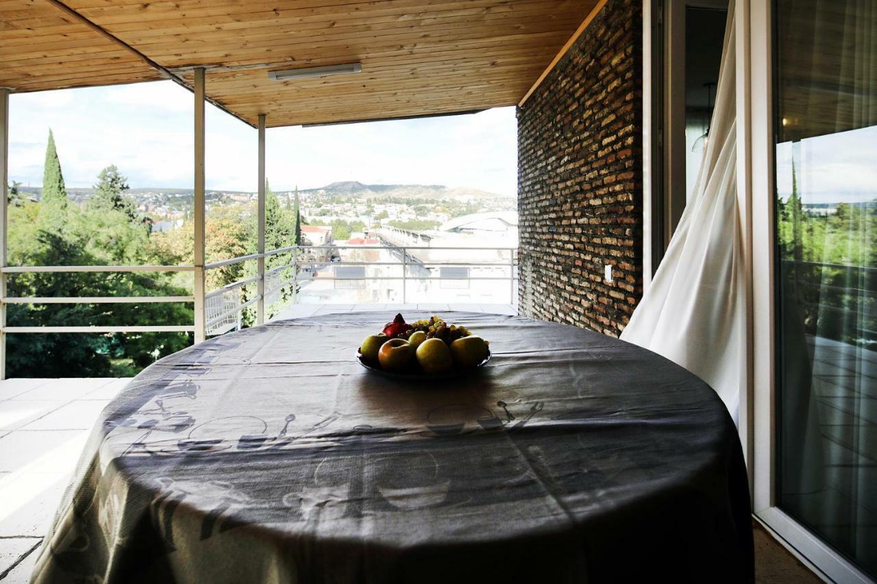 Twins Hotel Tbilisi Ngoại thất bức ảnh