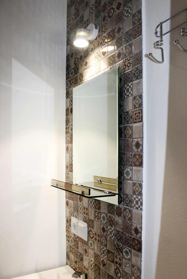 Twins Hotel Tbilisi Ngoại thất bức ảnh